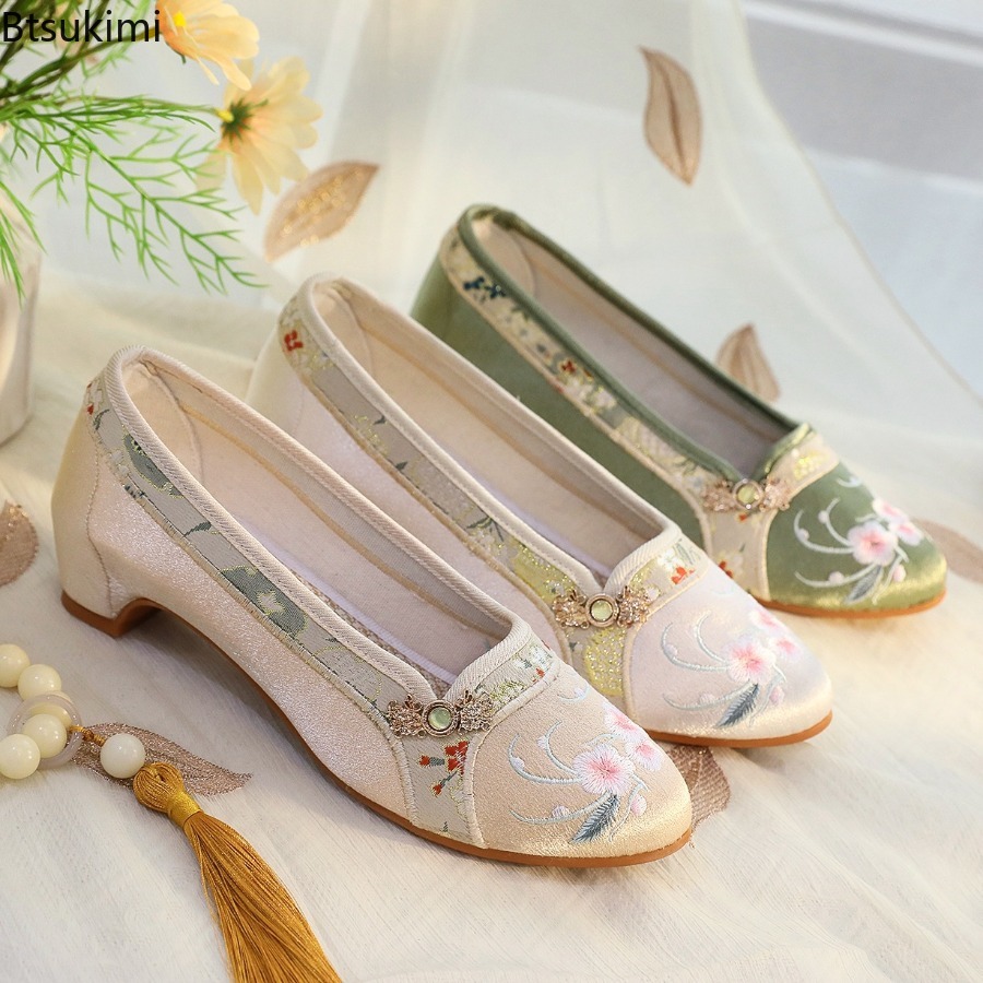 2026 New Women's Shoes Ethnic  - Embroidery Cloth ulasan dan harga
