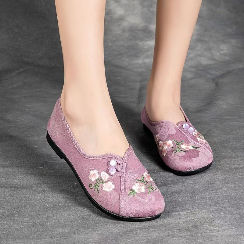 Chinese Style Women Flat sole  - Embroidery Cloth ulasan dan harga