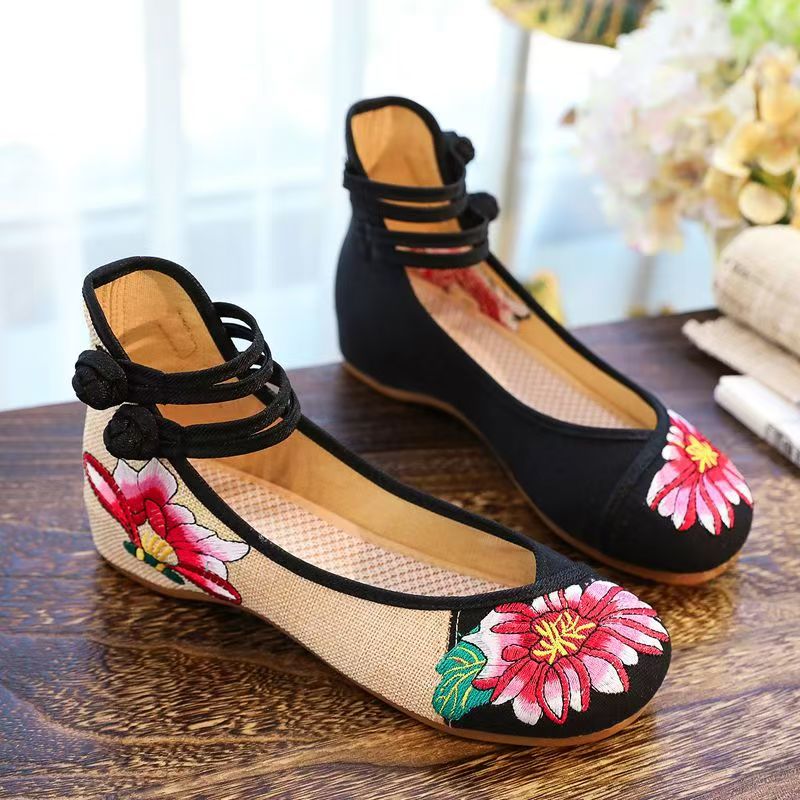 Woman Wedges Embroidered Cloth - Embroidery Cloth ulasan dan harga